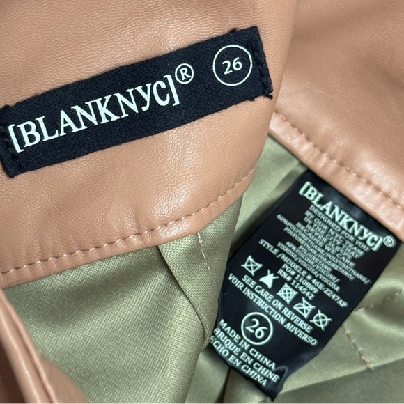 BlankNYC Chelsea Tapered Faux Leather Trouser Pants 26 - Picture 6 of 6